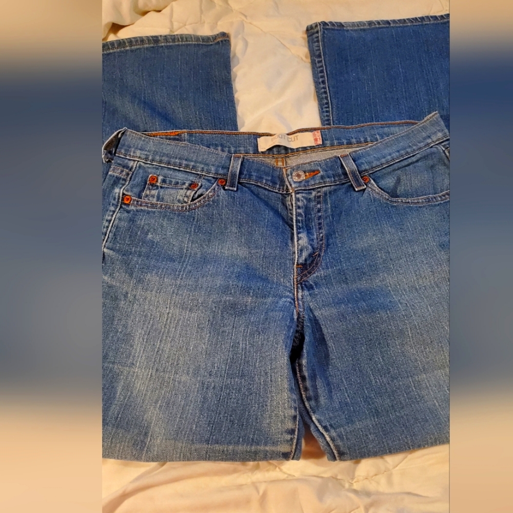 Women's Levi Strauss 515 jeans